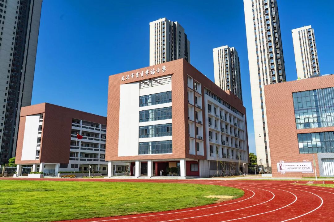 中国铁建.花语天著配套图