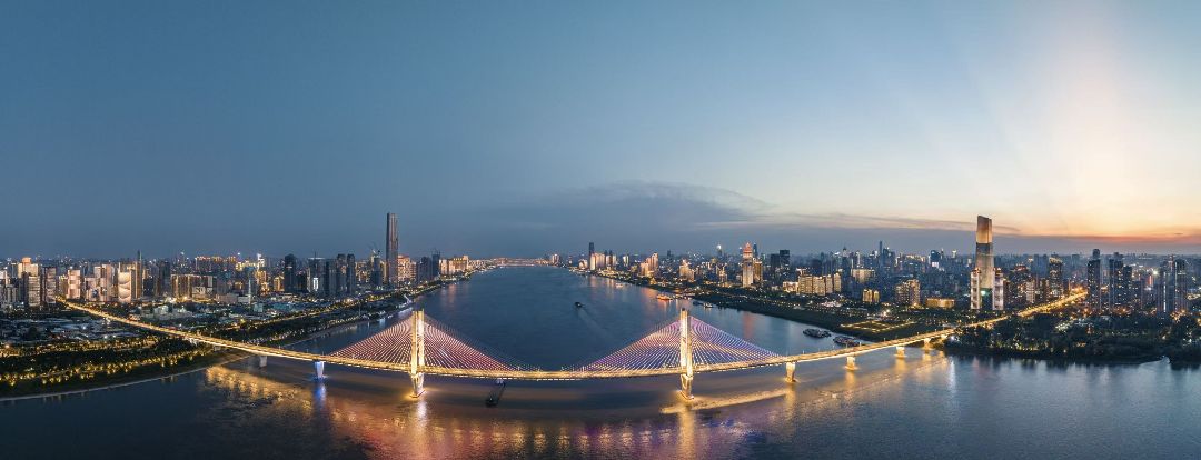 华发外摊玺位置交通图