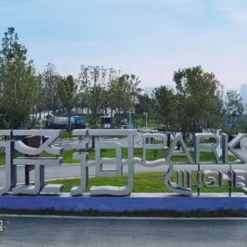 武汉.湖畔春风效果图图片