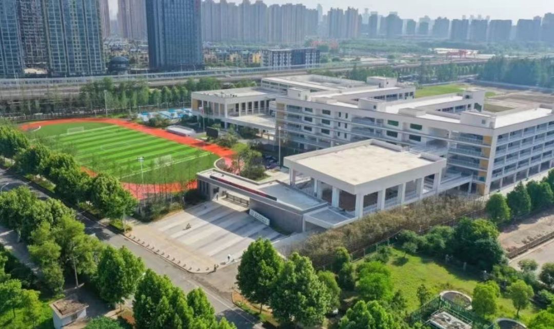 洪投蓝城.桂悦宏章效果图图片